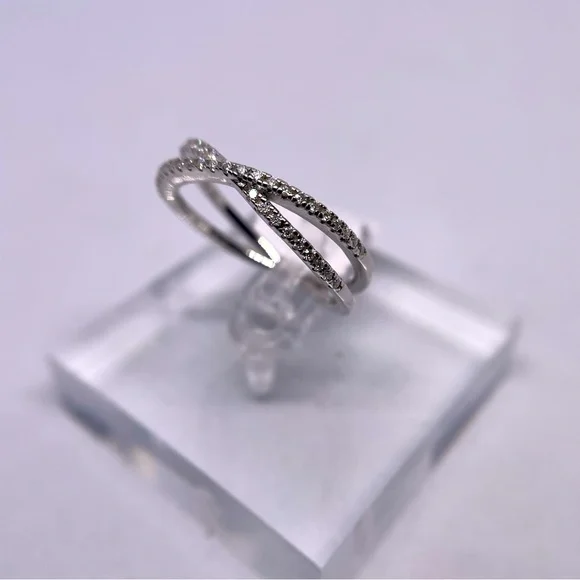 Moissanite Criss Cross Ring Band X Ring Wedding Eternity 925 18K White Gold 1 Ct - Picture 4 of 12